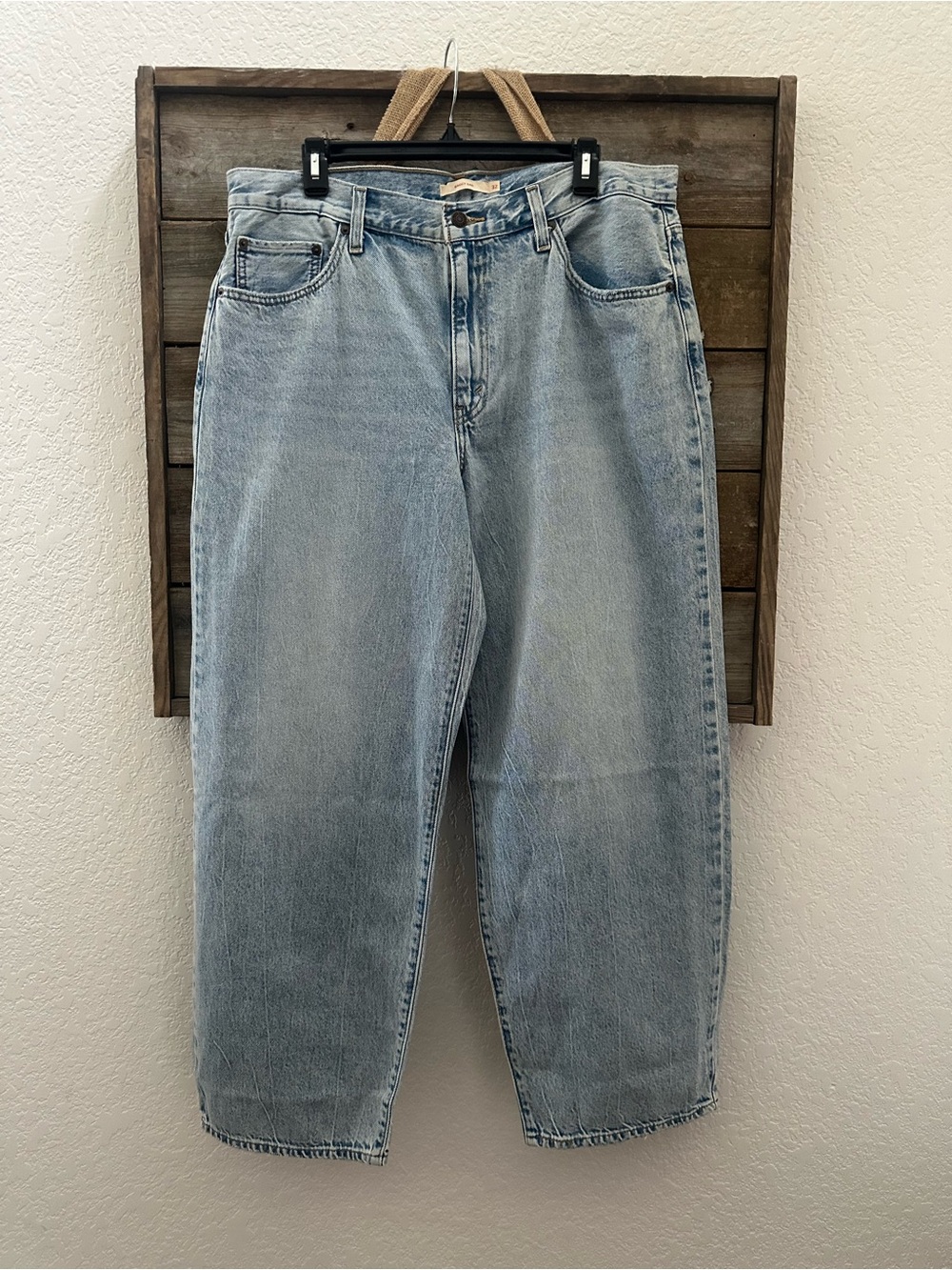 Levi’s premium denim Baggy Dad Light Blue Relaxed Fit Jeans size 32